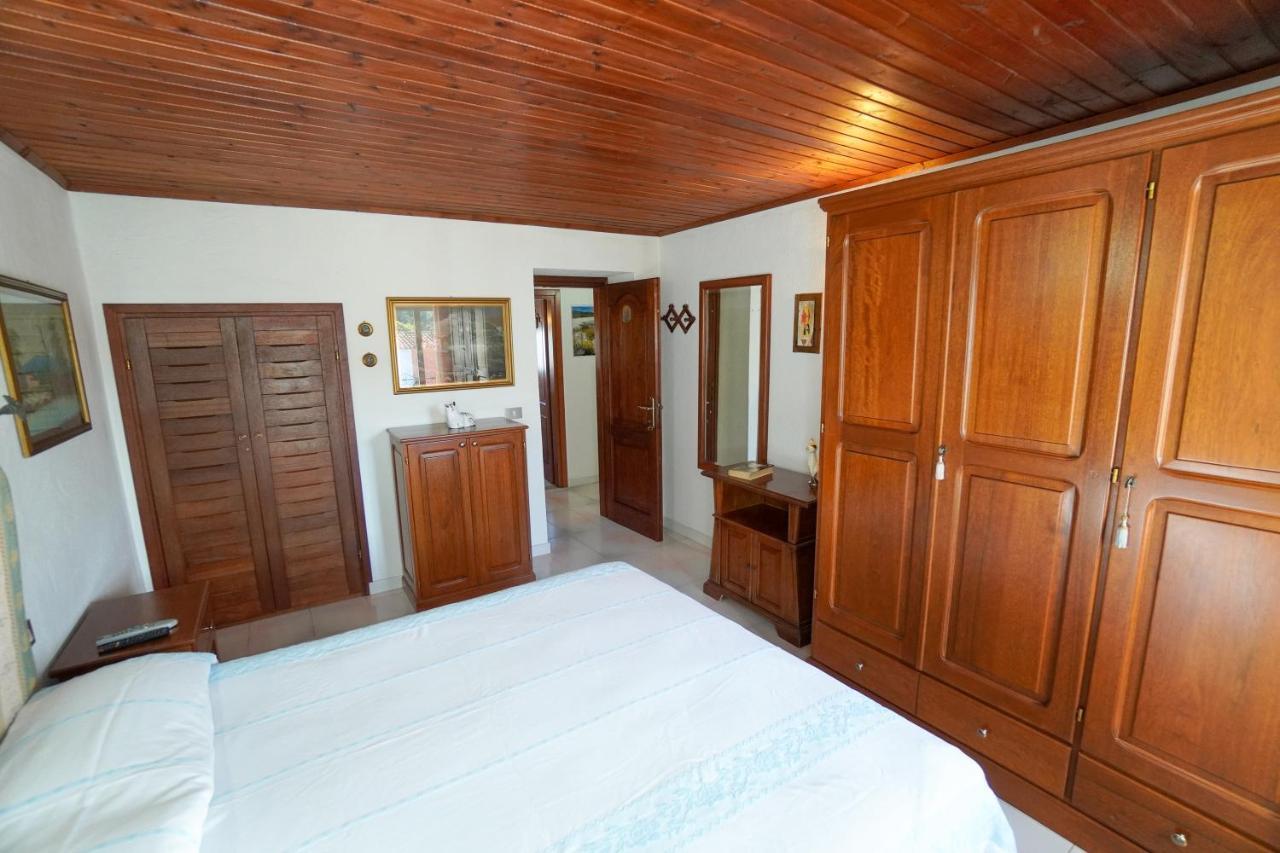 Le Case Di Mara - Monte Petrosu House Екстер'єр фото